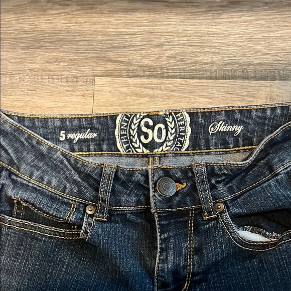 SO Indigo Women's Skinny Jeans - Picture 2 of 3